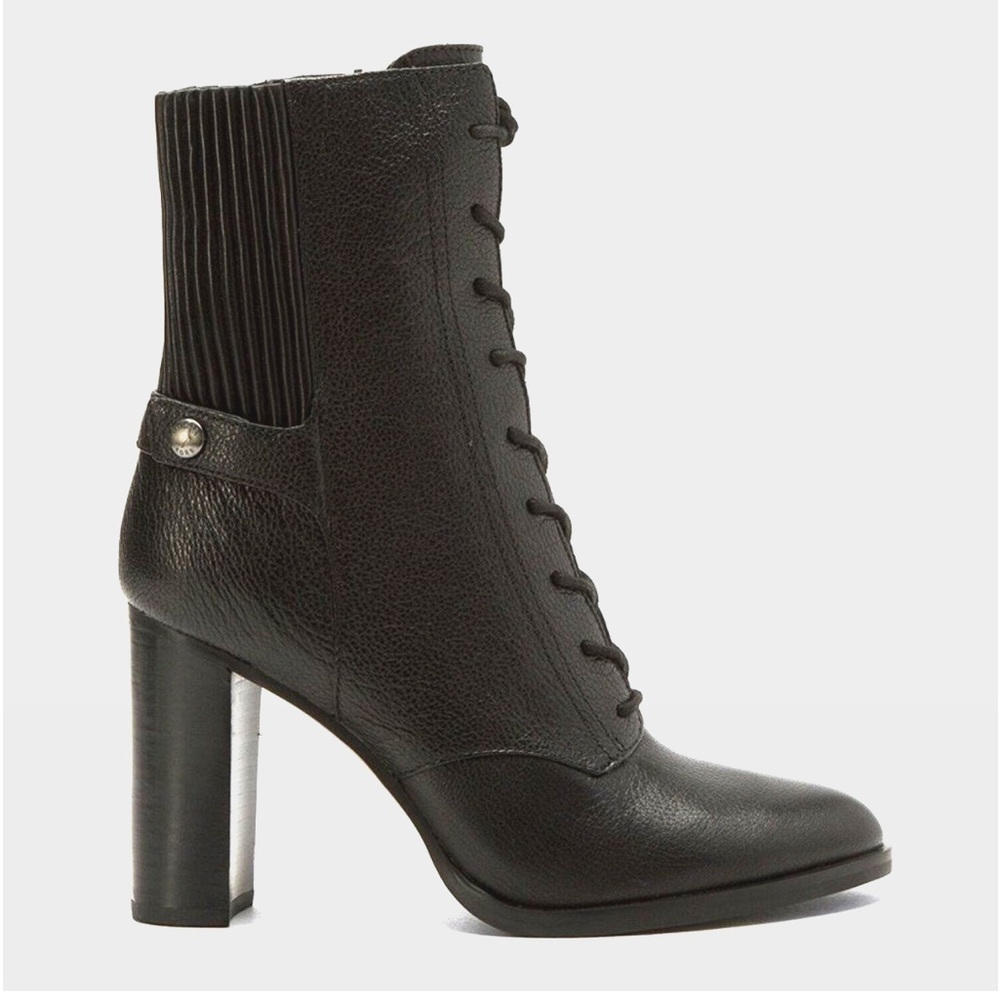 Michael kors black lace up carrigan boots size 11M